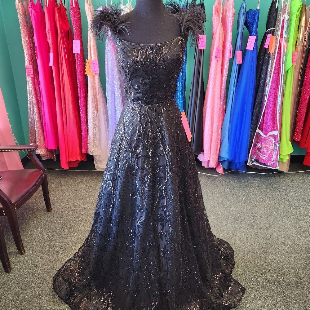Juliet 297 Black Size 8 Sequin Prom Dress/Evening Gown